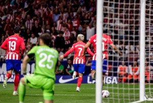 أتلتيكو مدريد يطرح الريال أرضًا بالثلاثة