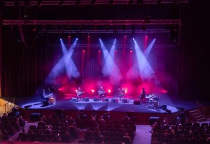 الاستثماري الراعي البلاتيني لحفل الثلاثي جبران في عمّان