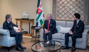 الملك لوزير الخارجية الأمريكي: ضرورة وقف الحرب على غزة