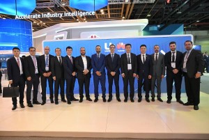 أمنية وهواوي تعلنان عن اتفاقية شراكة في حلول الأعمال