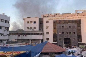 الاحتلال يعطي إنذارا لإخلاء مجمع الشفاء خلال ساعة