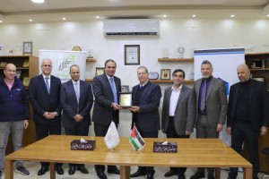 صندوق التنمية والتشغيل يوقع مذكرة تفاهم مع جامعة عمان العربية