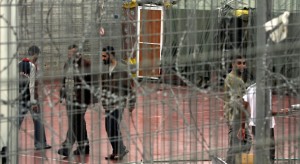 إعلام عبري: الإفراج عن حوالي 150 أسيرًا فلسطينيًا مقابل 55 محتجزًا في غزة