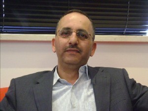 الملك ينعم على الخيطان بوسام الاستقلال من الدرجة الاولى