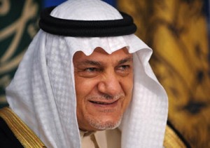 تركي الفيصل: حماس حطمت أسطورة الجيش الذي لا يقهر