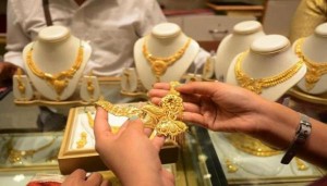 انخفاض أسعار الذهب في السوق المحلي 30 قرشا