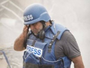 مراسل قناة الجزيرة وائل الدحدوح يفجع بوفاة والدته