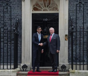 الملك لسوناك: الحرب المدمرة على غزة تسببت بكارثة ستدفع أجيال المنطقة ثمنها