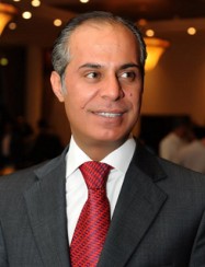 الرقاد يكتب: توظيف النقد الخاطئ طمعا في المناصب