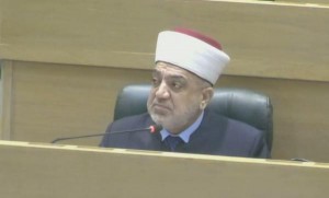 الخلايلة: لن نفتح باب بيع الأراضي الوقفية