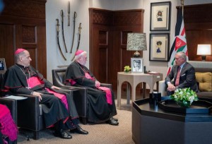 الملك يستقبل المطران غالاغير ويؤكد ضرورة وقف الانتهاكات في القدس