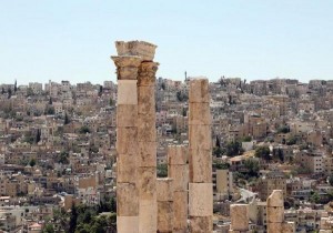 استمرار تأثير الكتلة الجافة والحارة حتى السبت