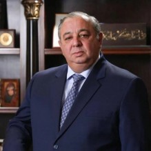 محمد الخشمان رئيسا فخريا للوحدات ودعم مالي لصندوق النادي بمبلغ (300) الف دولار