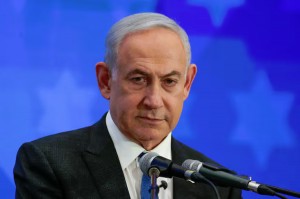 مسيرة تصيب بشكل مباشر منزل نتنياهو بقيساريا