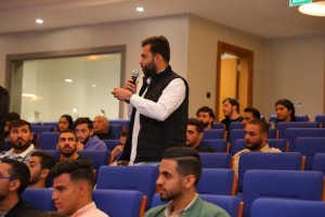 تكريم الطلبة الأوائل في قسم المحاسبة بكلية الأعمال