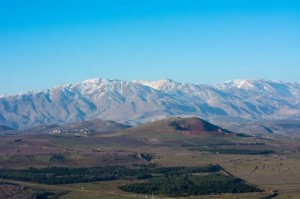 إسرائيل تقرر احتلال منطقة جبل الشيخ السورية