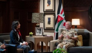 الملك للمفوضة الأوروبية: أهمية تكثيف جهود الاستجابة الانسانية بعد وقف إطلاق النار