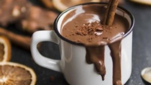 يحمي الشرايين .. فوائد لا تتوقعها لمشروب " الهوت شوكليت "
