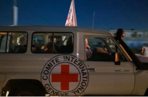 المقاومة: تأجيل تسليم الأسرى الاسرائيليين حتى إشعار آخر