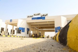 تمديد العمل في معبر جابر الحدودي للساعة 10 مساء