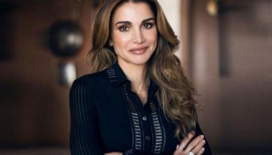 الملكة تهاتف والدة الطفل محمد وتطمئن على صحتهما