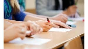 السماح لطلبة العاشر بالتقدم للتوجيهي .. وعدد مفتوح من المواد لرفع المعدل (تفاصيل ورابط)