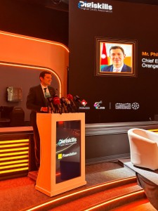 عاجل - مؤسسة أورنج الأردن تُخرّج 51 طالباً ضمن الفوج الخامس من أكاديمية البرمجة في عمّان، والذي يعد الفوج الأول لبرنامج منحة "تنمية المهارات