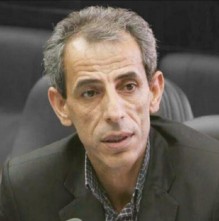 رياض منصور ينسحب من الترشح لمنصب نقيب الصحفيين .. ويقاطع الانتخابات