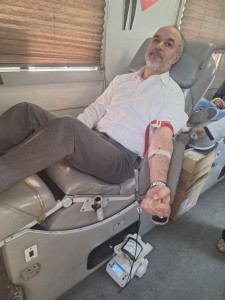 بالتعاون مع مديرية بنك الدم نظم البنك الأردني الكويتي حملة للتبرع بالدم في مبنى الإدارة العام