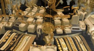 انخفاض أسعار الذهب محليا 80 قرشا للغرام