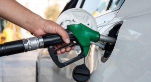 تخفيض أسعار البنزين والسولار 1.5 قرشا للتر