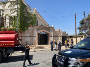 وفاة أربعة أطفال أشقاء وإصابة اثنين آخرين إثر حريق سكن مسجد في محافظة العاصمة