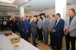 أسرة جامعة البترا تتبادل التهاني بعيد الأضحى وتأهل المنتخب