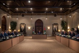 الحاضرون للقاء الملك (اسماء)