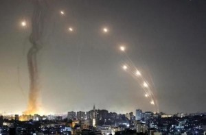 الحرس الثوري الإيراني يعلن بدء موجة هجمات جديدة على إسرائيل