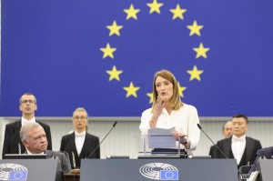 ماذا قالت رئيسة البرلمان الأوروبي عن الملك؟