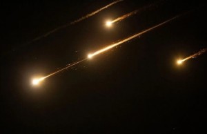 رصد إطلاق صواريخ باتجاه شمال ووسط وجنوب إسرائيل