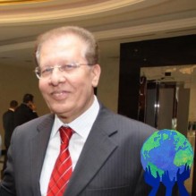 الصحفي العريق  سيف  الشريف في ذمة الله.