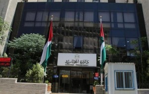 الجمارك: ضبط 30 ألف عبوة  "جوس" مقلد وإحباط تهريب 300 كروز دخان