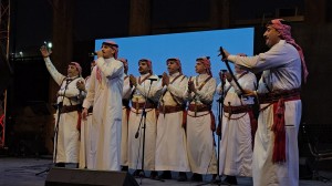 مسرح الساحة الرئيسية في جرش يتزين بالأصالة والتراث واختلاف الثقافات