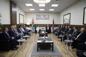 رئيس جامعة البترا يقدم رؤية لتطوير التعليم الإعلامي في لقاء وطني حول الثورة الرقمية