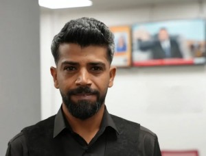 من عامل وطن إلى طبيب.. قصة كفاح الدكتور ليث أبو عودة