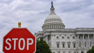 الولايات المتحدة تدخل رسميا في حالة شلل فدرالي