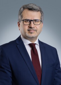 موظفة بنك ABC المدعومة بالذكاء الاصطناعي "فاطمة" تحصد جائزة "أفضل مساعد افتراضي في منطقة الشرق الأوسط" لعام 2025