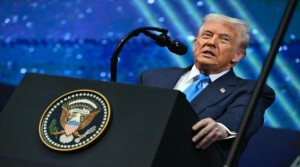 ترامب يخفض الرسوم على واردات الصين إلى 47% واتفاق تجاري لمدة عام