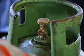 المصفاة: تعبئة 781162 أسطوانة غاز خلال المنخفض الجوي