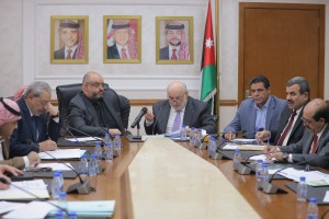 كتلة "اتحاد الأحزاب الوسطية والوطني الإسلامي" تناقش مع الاقتصادي والاجتماعي ملفات الرواتب والضمان الاجتماعي