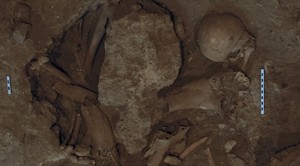 الأمن: العثور على عظام بشرية داخل مغارة في الكرك